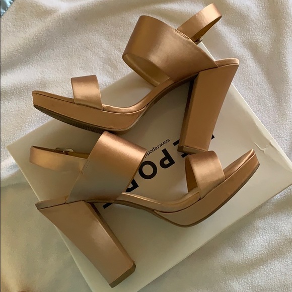 Plush shoes - Picture 2 of 4